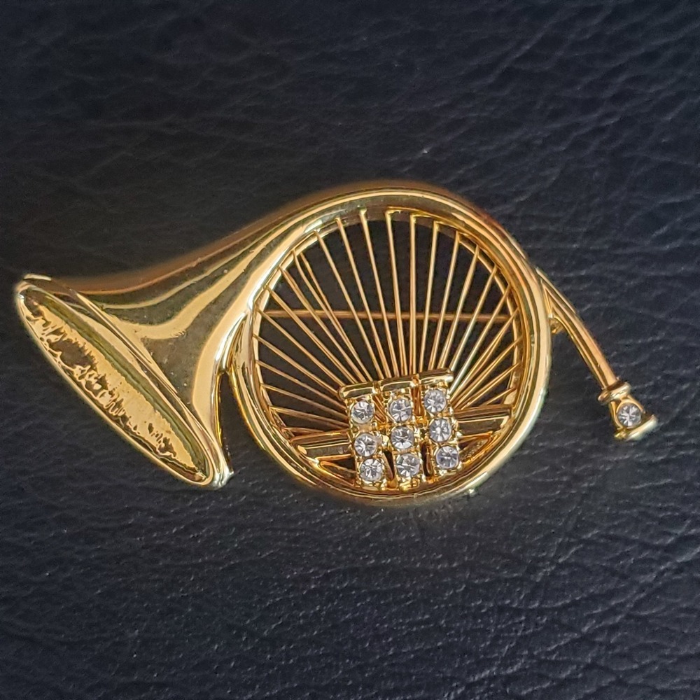 MONET French Horn Brooch Gold Tone with Clear Rhinestones Signed Musician‎